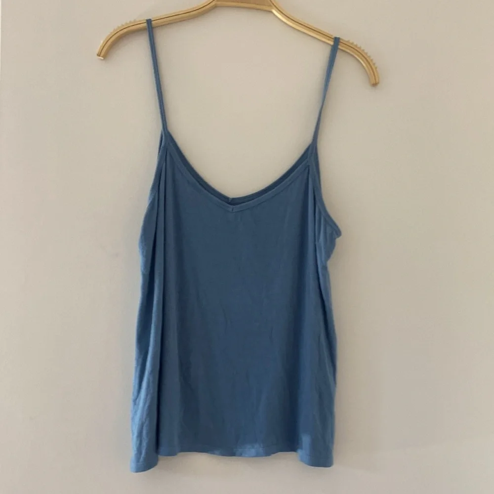 CALIFORNIA Buttery Soft Tank Top - Picture 3 of 4